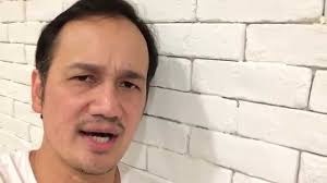 The first season aired in malaysia from 25 march 2009 to 2010 and 6 october 2009 to 2011 in singapore. Laugh Die You Gurmit Singh Phua Chu Kang Youtube