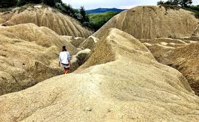 Στο tripadvisor θα βρείτε κριτικές από ταξιδιώτες, φωτογραφίες και χαμηλές τιμές για ξενοδοχεία (sarata monteoru, ρουμανία). Alpiniada Excursie In BuzÄƒu Cascada Pruncea Casoca Vulcanii Noroiosi SÄƒrata Monteoru