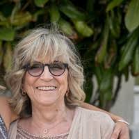 70+ "Brenda Howe" profiles