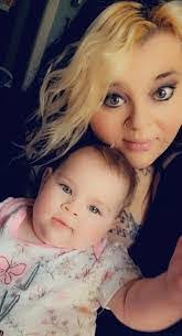 Dawn Oakey's Instagram, Twitter & Facebook