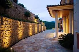 Au préalable, si votre mur en pierre se situe à l'intérieur, pensez à bâcher le sol et les meubles. Eclairage Exterieur Leds Ventidecor Fr