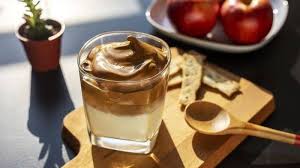 Resep Cara Membuat Dalgona Coffee Tanpa Mixer Dan Hanya 3 Menit Tribunnews Com Mobile