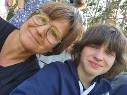 What primary care physicians in the Ann Arbor area are knowledgeable about  POTS, MCAS, and EDS and are not affiliated with the University of Michigan  health system?