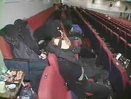 26 октября 2002 года спецслужбы россии провели вынужденную операцию по освобождению заложников, захваченных в здании театрального центра на дубровке в москве группой. Tragediya Nord Osta