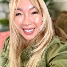 Gail Dugger's Instagram, Twitter & Facebook