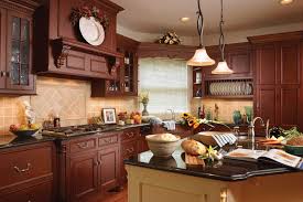 traditional small kitchen design ideas