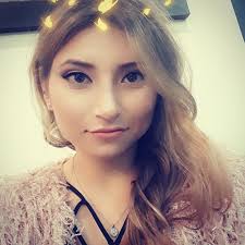 Scarlett Miranda (@Scarlett_031)