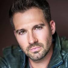 Sissy Schmidt's Instagram, Twitter & Facebook