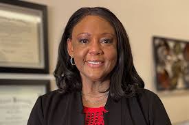 Linda Cunningham named interim HR director