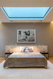 Bilik tidur adalah ruangan peribadi yang khas untuk anda beristirehat setelah sehari suntuk penat bekerja, tak kira di tempat kerja ataupun di rumah. 21 Idea Pencahayaan Moden Yang Menyegarkan Bilik Tidur Anda