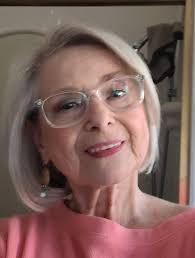 A viral beauty trend dubbed “recession brown” or "recession bruntte" is  taking off online, encouraging a more natural, low-maintenance hair color  that helps save money.