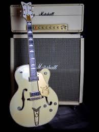 It had been created as a showpiece concept instrument, to rival the top of the range gibson guitars. White Falcon 1956 One Owner Gretsch Millesime Vintage Guitars Boutique Instruments