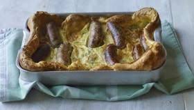 Toad In The Hole With Roasted Onion Gravy Recipe Recipe Food Toad In The Hole Recipes