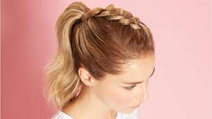 20 Coiffures Faciles A Faire En Moins De 10 Minutes Femme Actuelle Le Mag