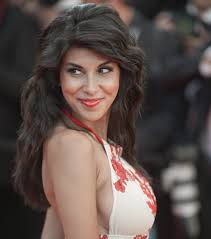 Jean dujardin oss 117 / hubert bonisseur de la bath. Reem Kherici Elle Prepare Son Premier Film