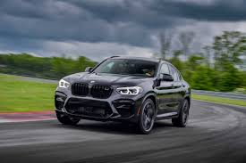 The x4 xdrive30i carries a base price of $50,450. Der Neue Bmw X3 M Und Der Neue Bmw X4 M Zusatzliches Bildmaterial
