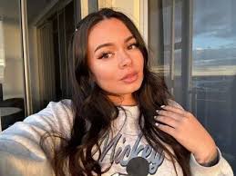 Kat holmes: Görselleri görüntüleyin ve indirin — Yandex Görsel