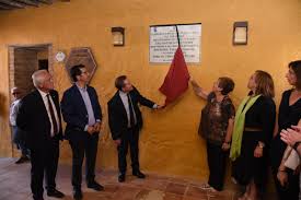 García-Page avanza la construcción de un helipuerto en Almadén (Ciudad  Real) y la incorporación de un TAC para el Centro de Especialidades