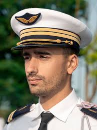 La cérémonie en hommage au commandant Sébastien Mabire et au capitaine  Matthis Laurens, morts en service aérien commandé, aura lieu aujourd'hui à  11h30. Bien que tenue en huis clos, la cérémonie sera