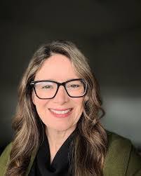 Brenda Bressler's Instagram, Twitter & Facebook