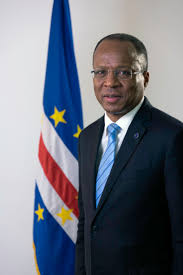 O primeiro ministro é un político que serve como xefe da póla executiva. Primeiro Ministro Governo De Cabo Verde