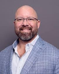 Robert Pixley's Instagram, Twitter & Facebook