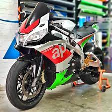 Ayah Pongさんはinstagramを利用しています V4 Dah Lama Dah Bertapak Di Tanah Melayu Kita Jer Baru Nak Tahu Below 50k On X On Apriliarsv4 Rsv4 Instagram Ayah