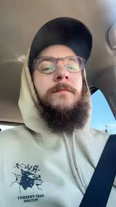 Corey Grubb's Instagram, Twitter & Facebook