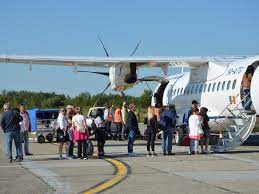 Location, route maps, live departures and arrivals etc. Standort Satu Mare House