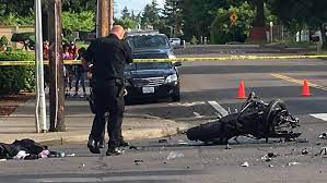 Motorcycle Rider Seriously Injured In Gresham Crash Ne 172 Closed At Glisan St Katu