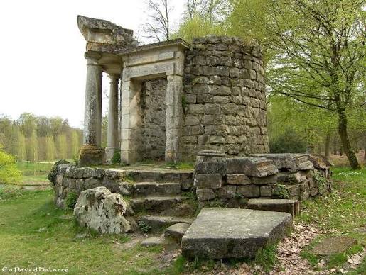 A Brief History of Architectural Follies