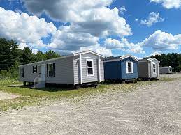 Up to more than 2000 sq. Al Benner Homes Maine Manufactured Modular Home Dealership Singlewide Homes Doublewide Homes Prefabricated Homes Mobile Home Dealership Apex Homes Titan Homes Manorwood Homes Colony Homes Pbs Homes Located In Holden Bangor Maine