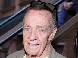 You don't really go to joe allen for the cooking. Joe Allen Owner Of Popular Theater District Restaurants Dead At 87 Broadway Buzz Broadway Com