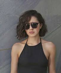 Curly Bob Hairstyles 2018 For Women With Long Bangs Styles Beat Short Hair Styles Hair Styles Curly Bob Hairstyles