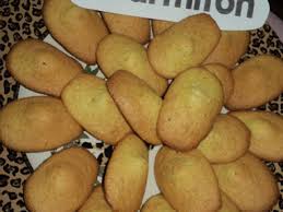 Madeleines A La Vanille Recette Recette Madeleine Madeleine Vanille