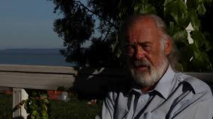 Sándor puhl — sándor puhl, né le 14 juillet 1955, est un ancien arbitre de football international hongrois. Oz6c6fibovlopm