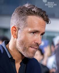 Pin By Moaz Shalaby On Ryan Reynolds Mens Hairstyles Ryan Reynolds Hair Styles