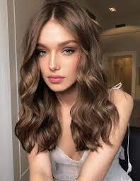 Beautiful red hair for beautiful people. Pin By Chiquette On Inspoo Golden Brown Hair Color Light Golden Brown Hair Hair Color Light Brown