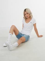 Featuring a low profile, sewn patch front and center, and adjustable closure with metal clasp. Afterpay Day