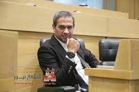 نشر النائب المجمده عضويته أسامة نايف العجارمة بيانا عبرحسابه الشخصي على الفيسبوك الثلاثاء ، بعد ساعات من إصدار مجلس عشائر العجارمة بيان حول قضية تجميد عضوية النائب. Ø§Ù„Ù‚Ù„Ø¹Ø© Ù†ÙŠÙˆØ² Ù‡Ø°Ø§ Ù…Ø§ ÙƒØªØ¨Ø© Ø§Ù„Ù†Ø§Ø¦Ø¨ Ø­Ø§Ø²Ù… Ø§Ù„Ù…Ø¬Ø§Ù„ÙŠ Ø¹Ù† Ø²Ù…ÙŠÙ„Ø© Ø§Ù„Ù†Ø§Ø¦Ø¨ Ø£Ø³Ø§Ù…Ø© Ø§Ù„Ø¹Ø¬Ø§Ø±Ù…Ø©