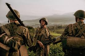 'the east') is a 2020 dutch war film directed by jim taihuttu. Jim Deddes Acteur Over De Oost Families Praten Er Nauwelijks Over Nrc