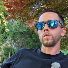 What couple these lights mean?