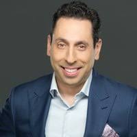 Ethical AI Use in Business: 10 Crucial Leadership Qualities