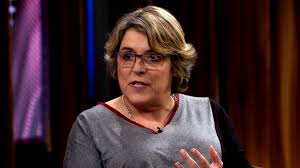 Barbara gancia segue fazendo reportagens para o programa saia justa no gnt e está escrevendo seu segundo livro este mais focado no comportamento dos millennials na era digital. Conversa Com Bial 16 05 2019 Barbara Gancia