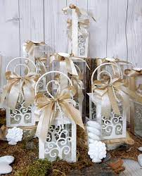 Vasto catalogo online di bomboniere matrimonio. Bomboniera Lanterna Albero Della Vita Luce Led E Nastro Trapuntato Tortora Mobilia Store Home Favours