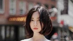 Nama gambar potongan rambut dan model rambut pria pendek rapi terkini yang disukai wanita korea terbaru di indonesia sesuai bentuk wajah sisiran rambut panjang. Contek 6 Model Gaya Rambut Pendek Untuk Wajah Bulat Ala Selebriti