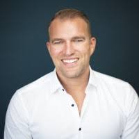 10+ "Ben Aurich" profiles