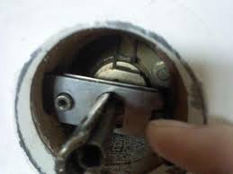 Whether you're moving into a new home or you've lost your house keys again, it may be a good idea — or a necessity — to change your door locks. Lock Stuck Can T Get Into Garage Doityourself Com Community Forums