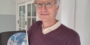 Makro- und Mikrokosmos. Mensch und Maschine.