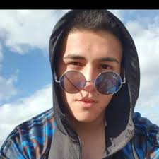 SORTEO DIA DEL AMIGO COMPARTÍ la publicación y etiqueta a tus amigos. 1°  PREMIO: 1 Barril Heineken 5L 6 Heineken latas 473cc 1 Vaso cristal  Heineken. 2° PREMIO: 1 Frapera OFICIAL Corona